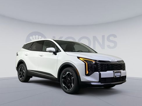 New 2026 Kia Sportage S image 8