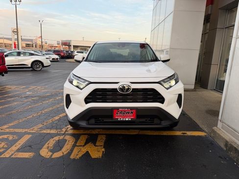 New 2025 Toyota RAV4 LE image 2