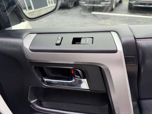 Used 2019 Toyota 4Runner 4WD image 50