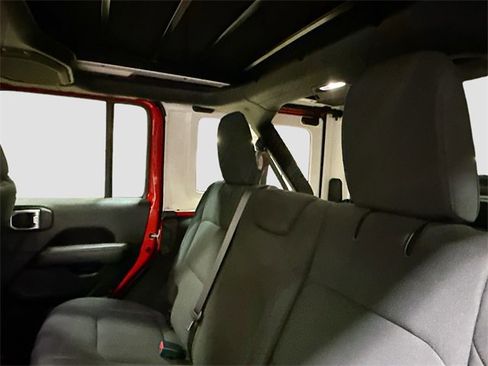 Used 2021 Jeep Wrangler Unlimited Sahara w/ Uconnect 4C Nav & Sound Group image 27