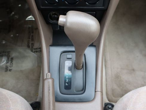 Used 1998 Toyota Camry CE image 33