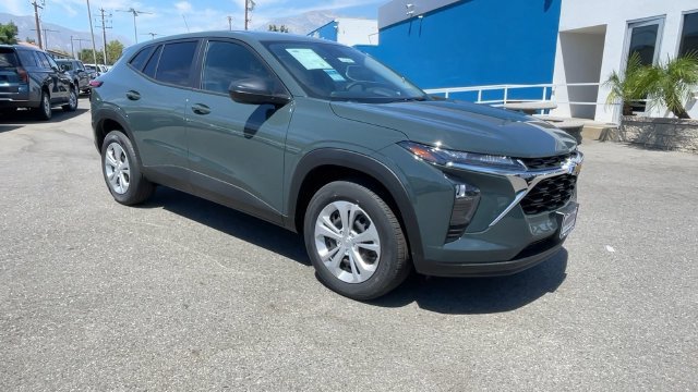 New 2026 Chevrolet Trax LS w/ Driver Confidence Package FWD image 29