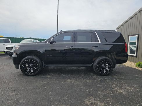 Used 2019 Chevrolet Tahoe LS image 2