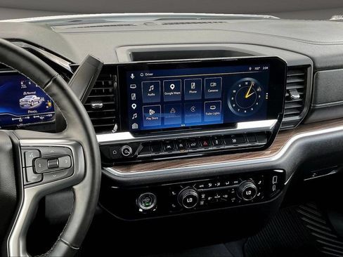 Used 2024 Chevrolet Silverado 1500 LT AWD/4WD image 14