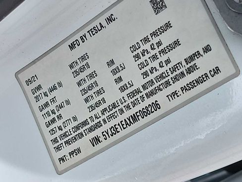 Used 2021 Tesla Model 3 Standard Range Plus RWD image 23