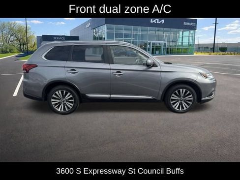 Used 2020 Mitsubishi Outlander SEL FWD image 2