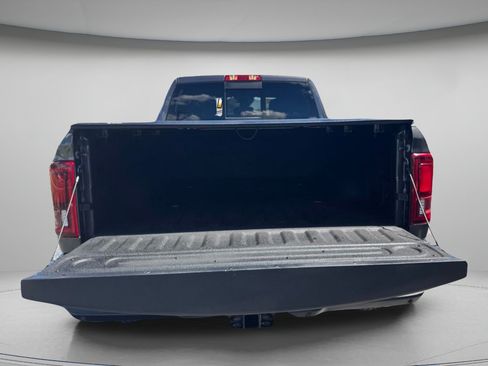 Used 2025 RAM 2500 Big Horn AWD/4WD image 23