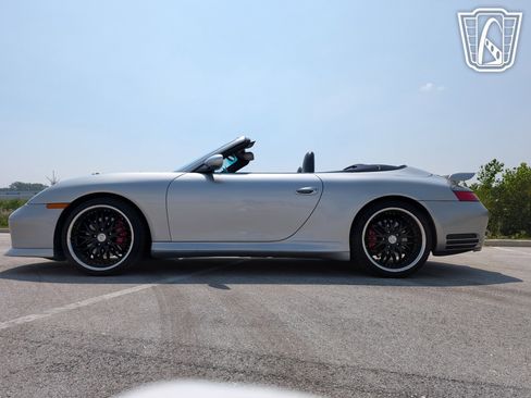 Used 2004 Porsche 911 Carrera 4S image 7