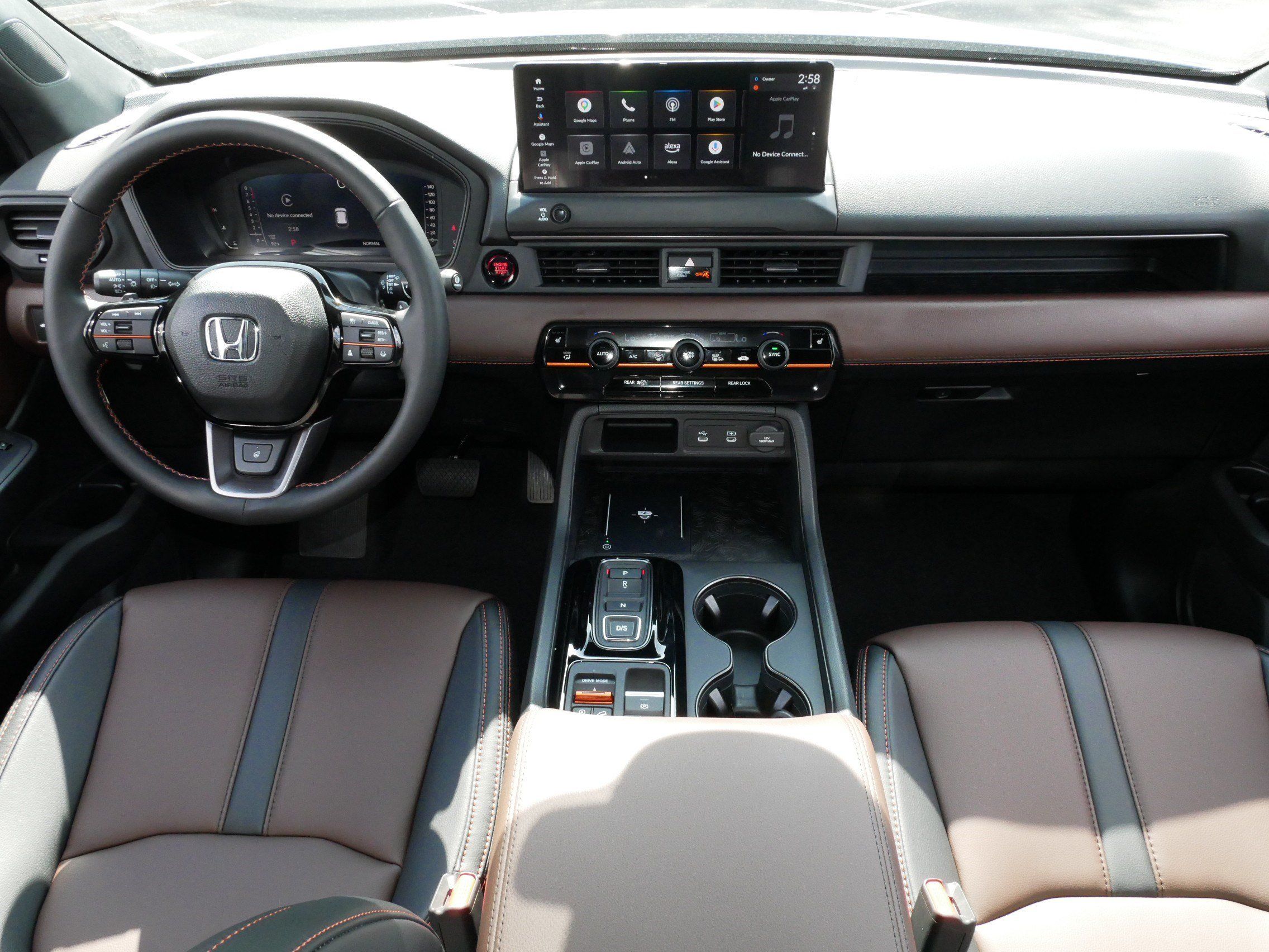 Certified 2026 Honda Pilot TrailSport image 10