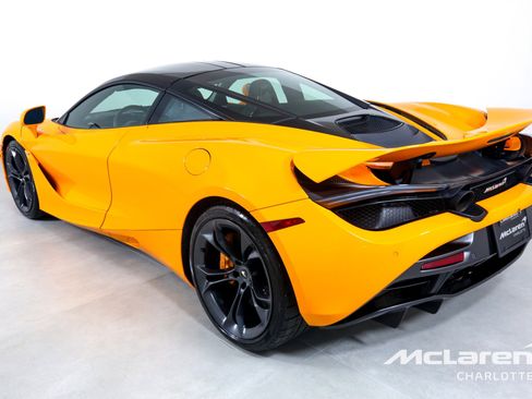 Used 2019 McLaren 720S image 7