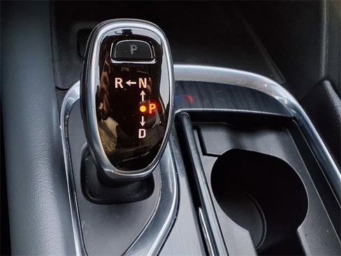 Used 2019 Buick Enclave Essence image 20