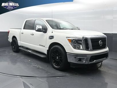 Used 2017 Nissan Titan SL w/ SL Towing Convenience Package