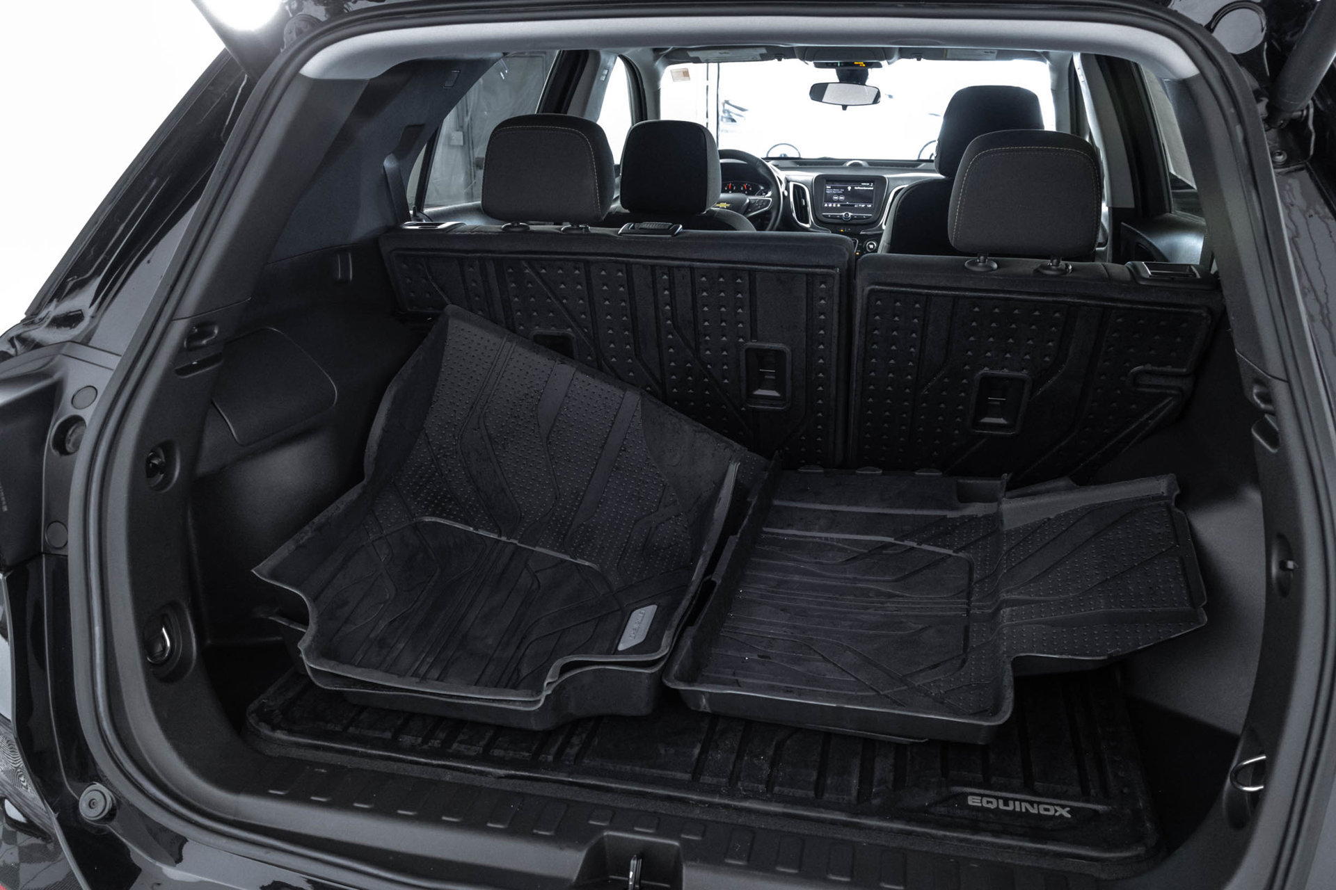 Used 2024 Chevrolet Equinox LT w/ LPO, Floor Liner Package AWD/4WD image 37