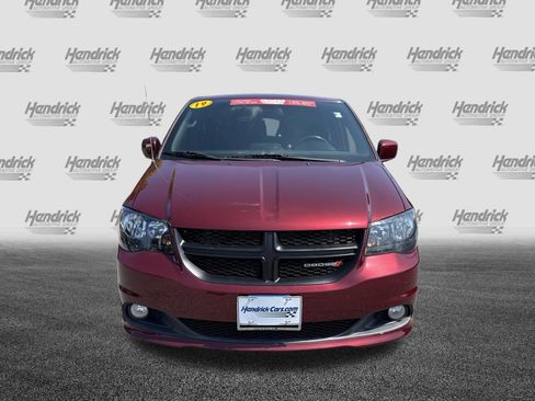 Used 2019 Dodge Grand Caravan SE FWD image 3