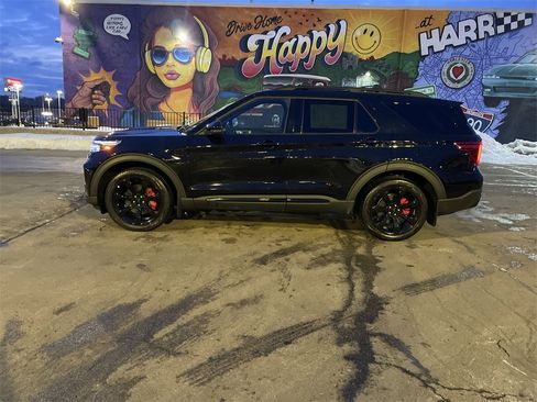 Used 2022 Ford Explorer ST w/ Equipment Group 401A image 2