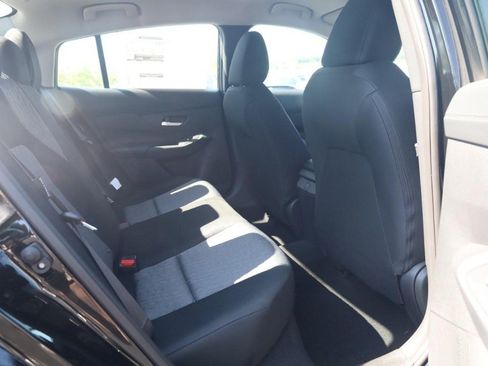 New 2026 Nissan Sentra SV w/ SV Convenience Package FWD image 22