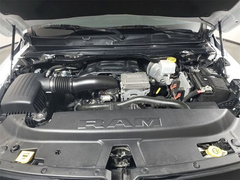 Used 2021 RAM 1500 Laramie image 9