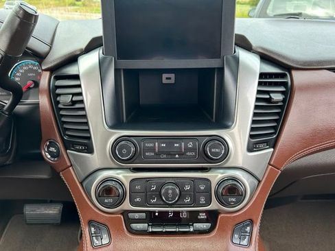 Used 2018 Chevrolet Tahoe Premier w/ RST 6.2L Performance Edition AWD/4WD image 16