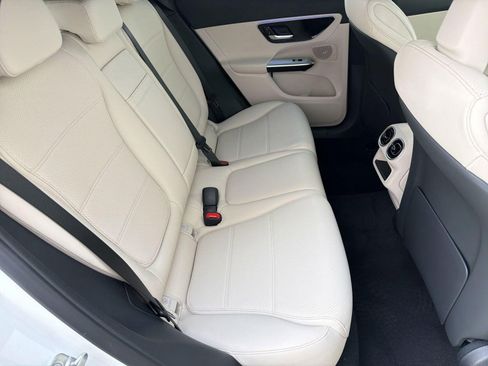 New 2026 Mercedes-Benz GLC 300 4MATIC image 30