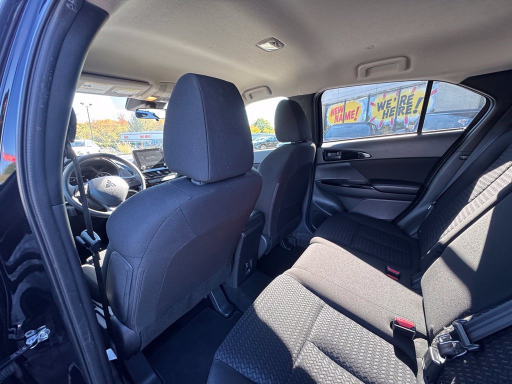 Used 2024 Mitsubishi Eclipse Cross LE AWD/4WD image 11