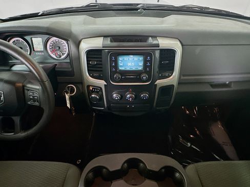 Used 2019 RAM 1500 Classic SLT RWD image 26