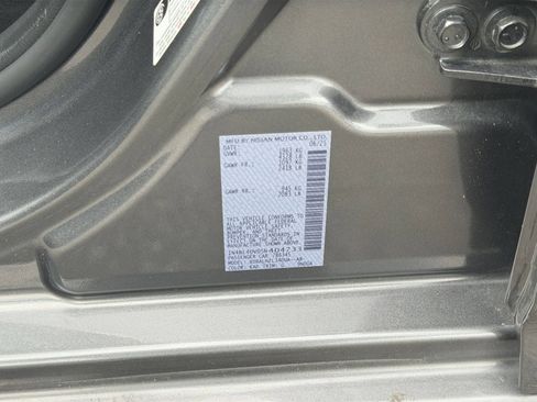 Used 2025 Nissan Altima 2.5 SV FWD image 29