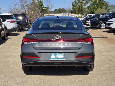 New 2026 Hyundai Elantra Sport image 4