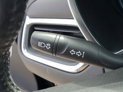 Used 2020 Chevrolet Equinox LT FWD image 24