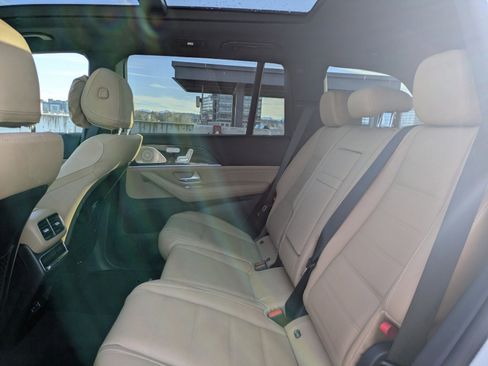 Used 2026 Mercedes-Benz GLS 450 4MATIC image 23