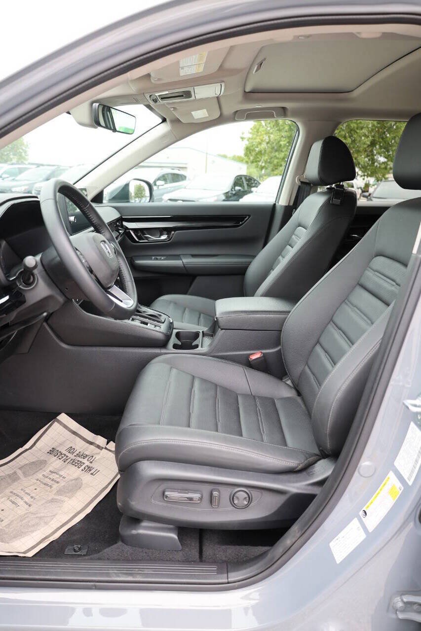 Used 2026 Honda CR-V EX-L image 13