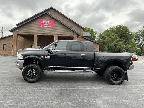 Used 2018 RAM 3500 Laramie Longhorn AWD/4WD image 2