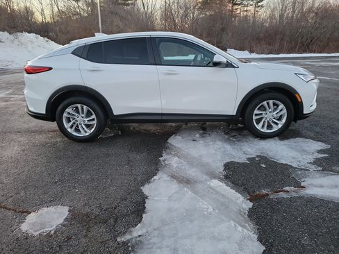 New 2026 Buick Envista Preferred w/ Convenience I Package image 8