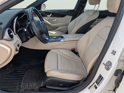 Used 2018 Mercedes-Benz C 300 Sedan image 9