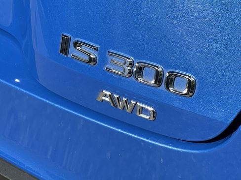 Used 2022 Lexus IS 300 AWD w/ Premium Package image 34