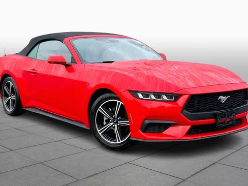 Used 2024 Ford Mustang Premium image 2