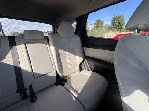 Used 2025 Hyundai Tucson SEL image 40