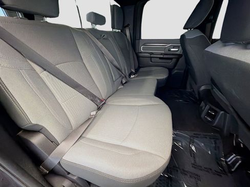 Used 2021 RAM 2500 Big Horn w/ Level 1 Equipment Group image 14