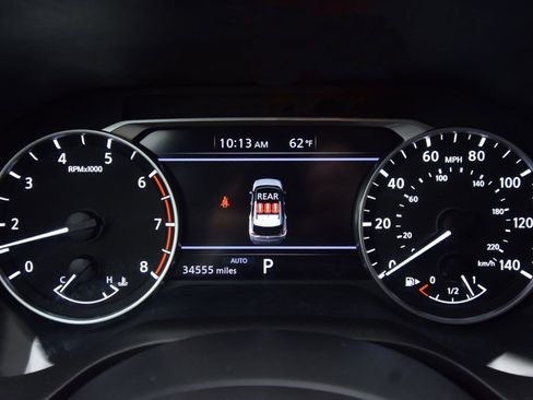 Used 2023 Nissan Rogue S image 18