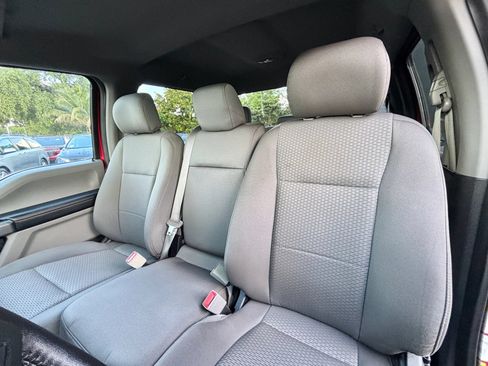 Used 2020 Ford F150 XLT w/ Equipment Group 302A Luxury AWD/4WD image 11