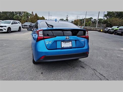 Used 2019 Toyota Prius LE image 29