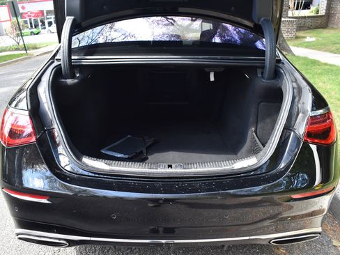 Used 2021 Mercedes-Benz S 580 4MATIC Sedan image 16
