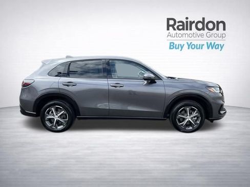 Used 2025 Honda HR-V EX-L image 8