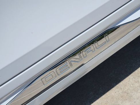 Used 2019 GMC Terrain Denali FWD image 12