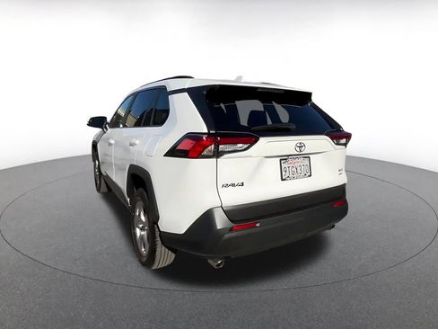 Used 2025 Toyota RAV4 XLE image 11