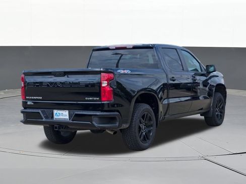 Used 2026 Chevrolet Silverado 1500 Custom AWD/4WD image 10