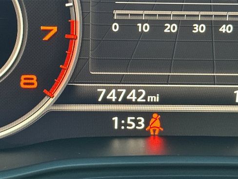 Used 2018 Audi Q5 2.0T Premium Plus w/ Premium Plus Package image 25