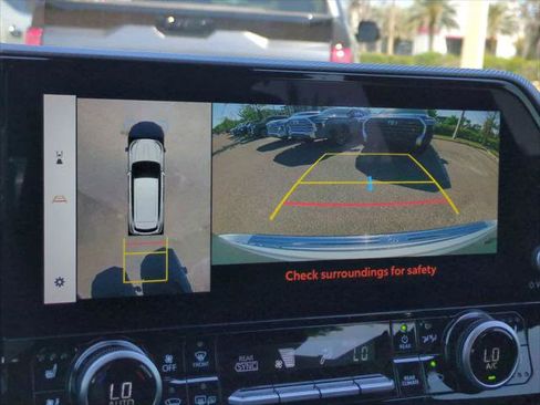 Certified 2025 Toyota Highlander Platinum image 21