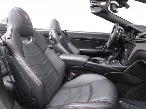 Used 2019 Maserati GranTurismo Sport image 4