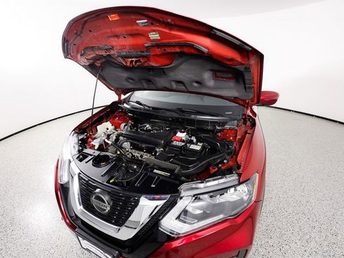 Used 2020 Nissan Rogue SV image 13