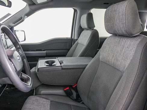 Used 2022 Ford F150 XLT w/ Trailer Tow Package image 18